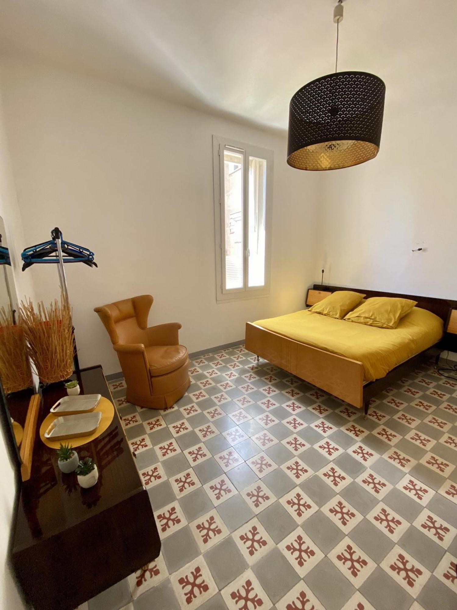 Grand Appartement En Centre Ville Avec Terrasse Perpignan Exterior photo